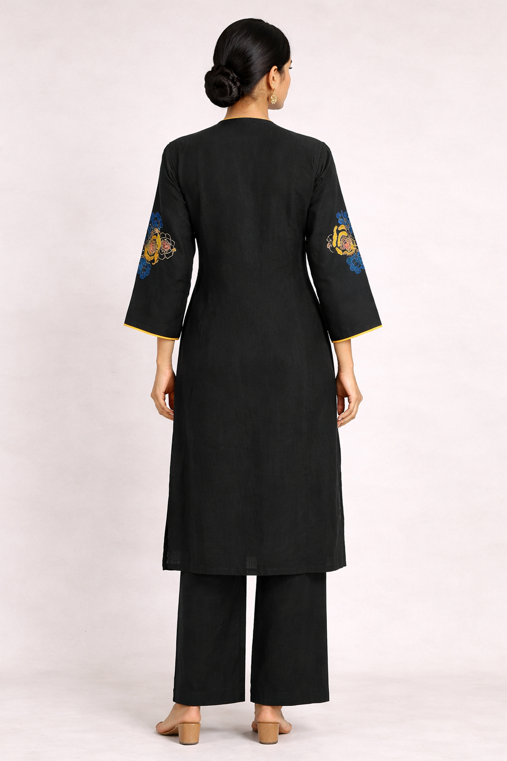 Midnight Bloom Embroidered Kurti Set - Image 4