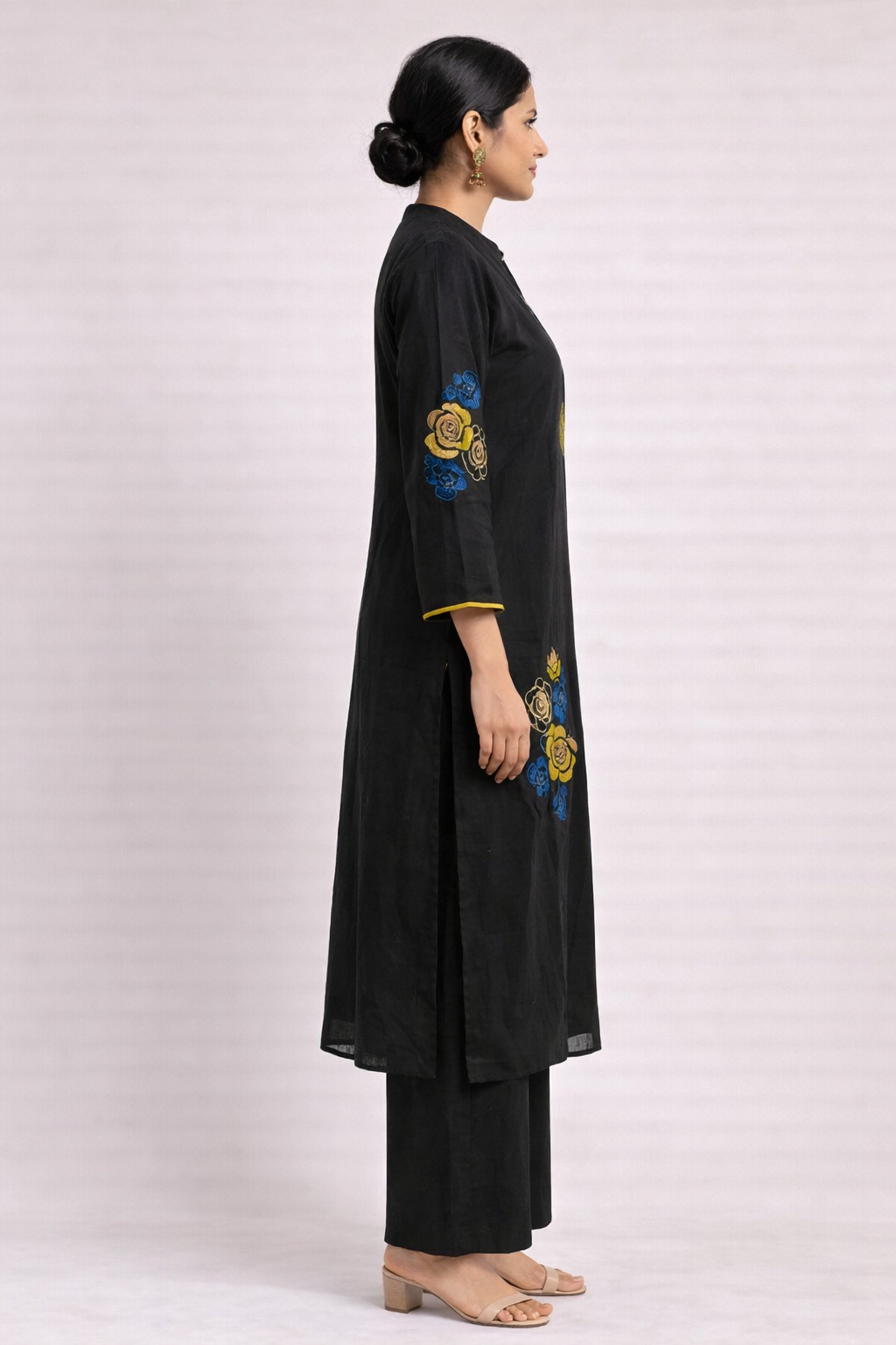 Midnight Bloom Embroidered Kurti Set - Image 3